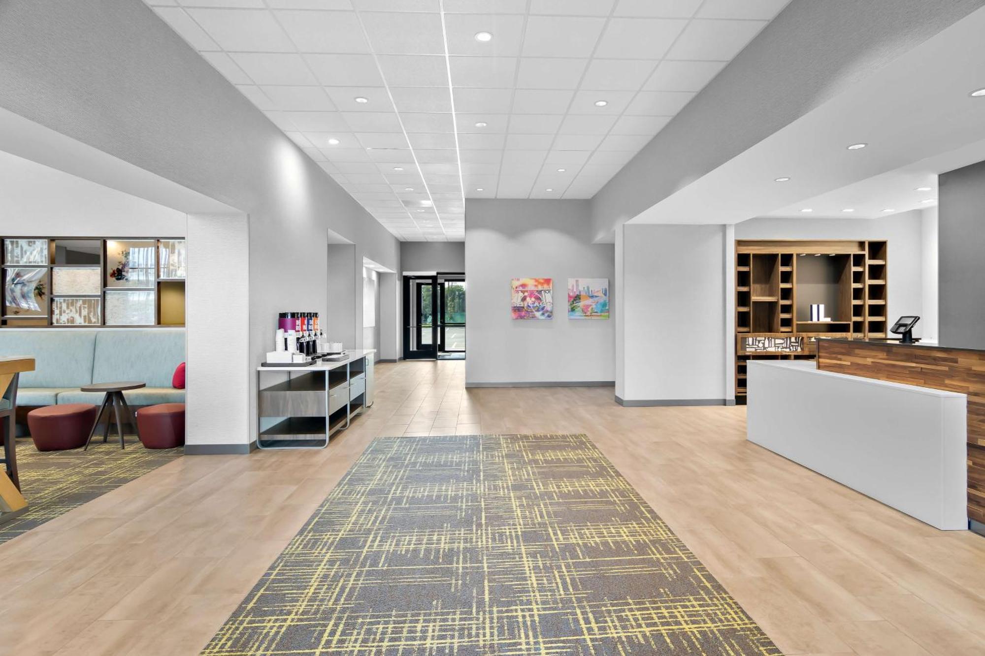 Hampton Inn & Suites Chicago Medical District Uic Extérieur photo