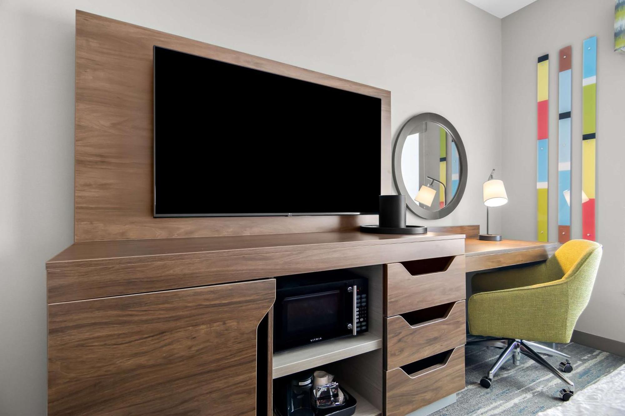 Hampton Inn & Suites Chicago Medical District Uic Extérieur photo